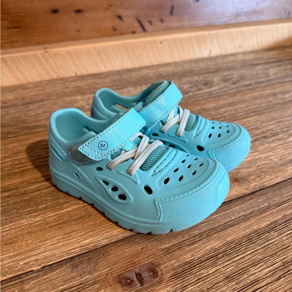 Stride rite oceano water shoes